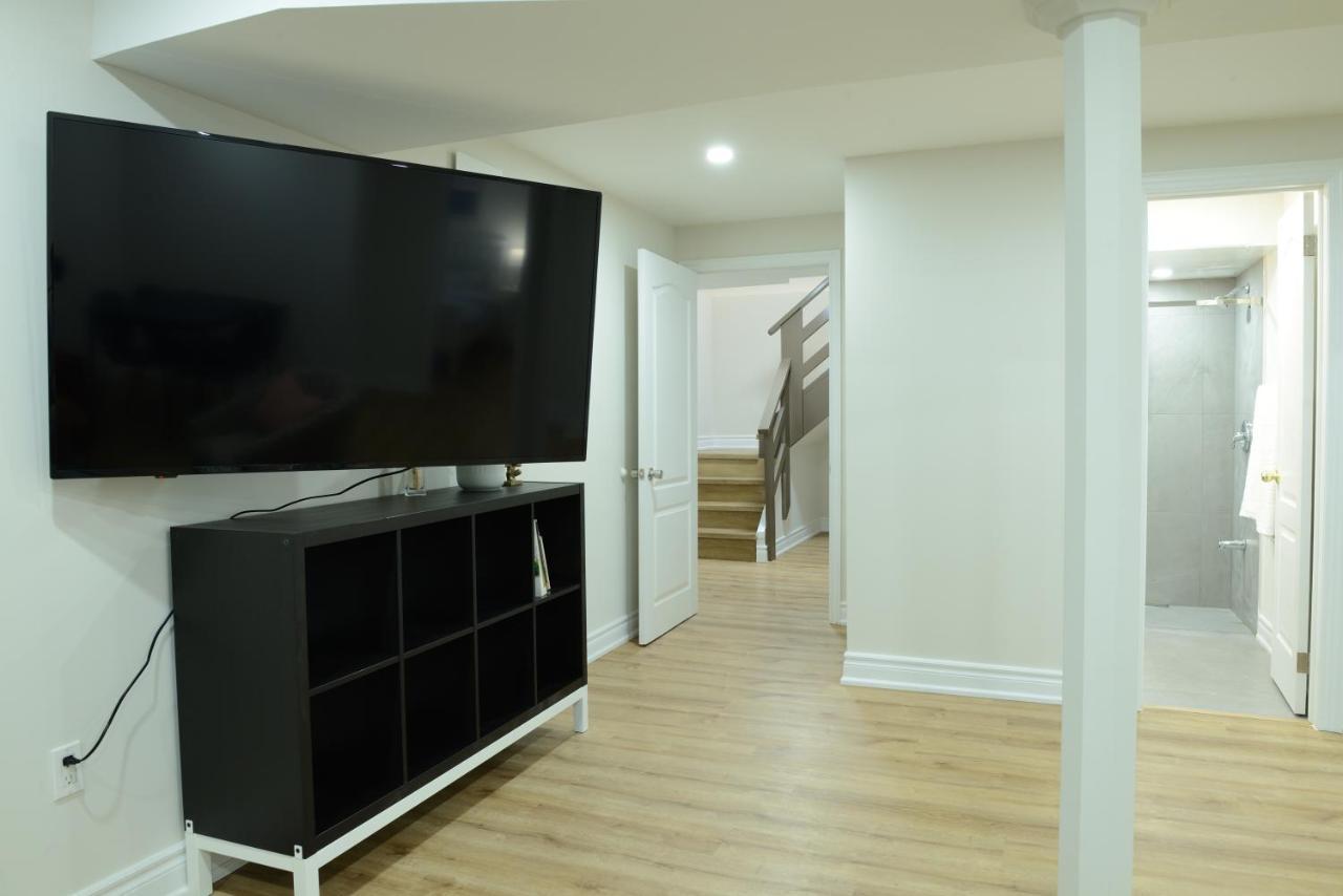 Apartment Spacious 2-bed-room Near Yonge & Major Mackenzie Richmond Hill