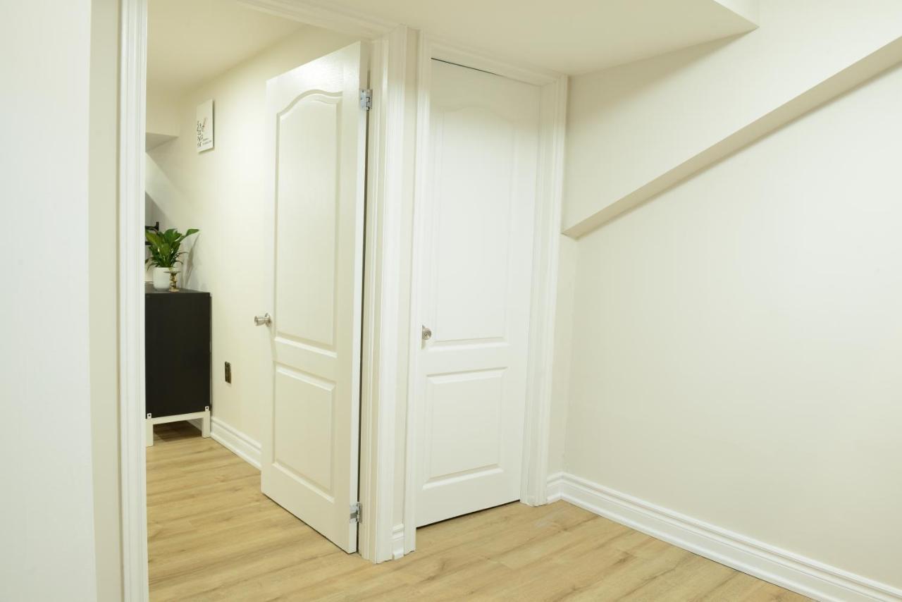 Apartment Spacious 2-bed-room Near Yonge & Major Mackenzie Richmond Hill